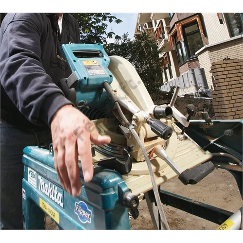 Makita LF1000 1650W 260mm átfordítható gérvágó