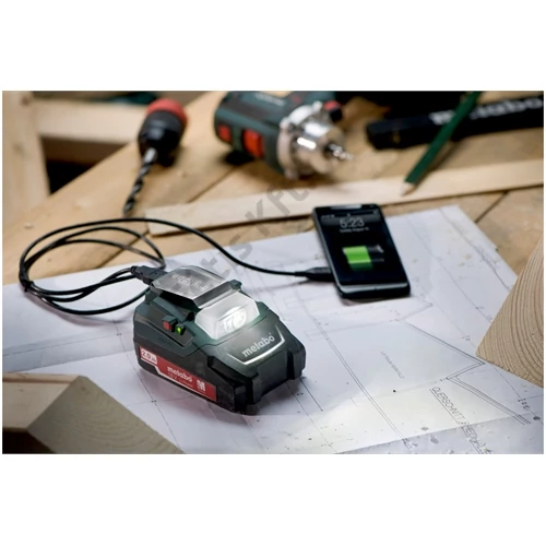 Metabo PA 14.4-18 LED - USB - Adapter (lámpa 2xUSB) alapgép (akku és töltő nélkül)