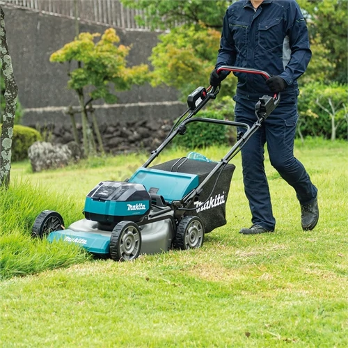 Makita LM004JB101 53 cm 64Vmax Li-ion BL 3200 W fűnyíró önjáró 1x10.0 Ah (BL64100)