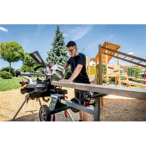 Metabo KGS 18 LTX BL 305 akkus fejezőfűrész (akku és töltő nélkül)